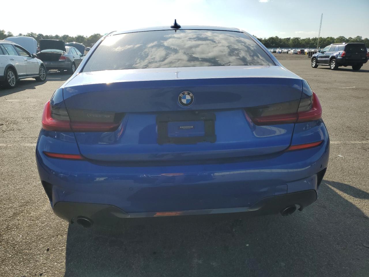 2020 BMW 330Xi VIN: 3MW5R7J08L8B13723 Lot: 81472275