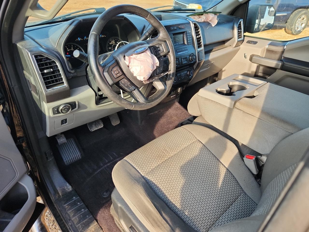 2016 Ford F150 VIN: 1FTMF1EF1GKE91213 Lot: 82100775