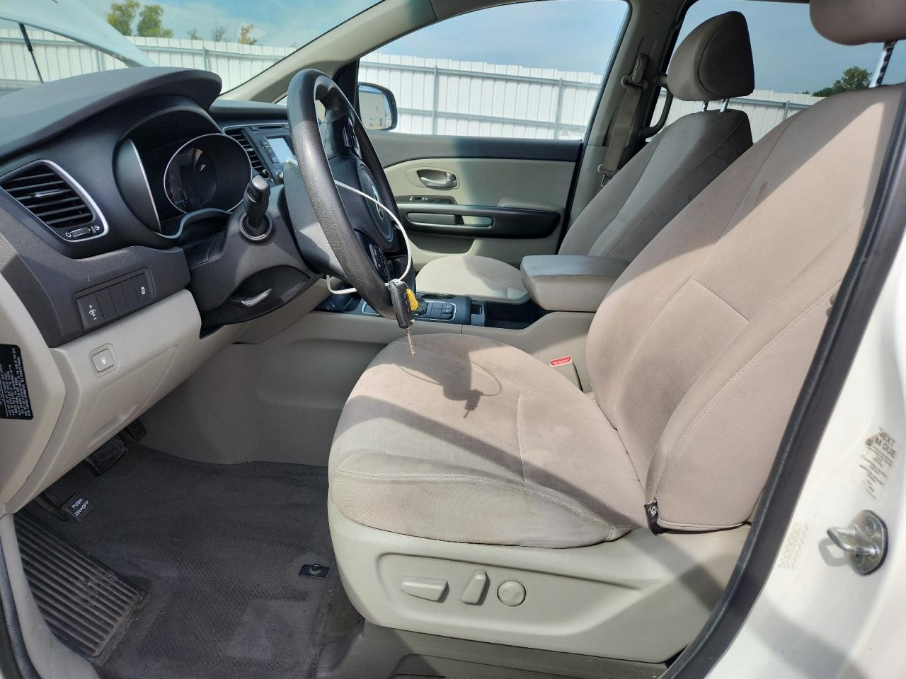 2015 Kia Sedona Lx VIN: KNDMB5C12F6018406 Lot: 69631275