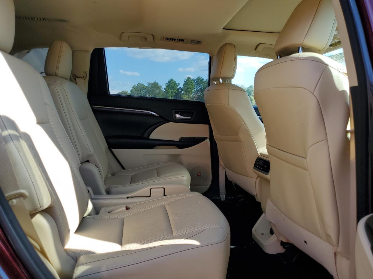 2016 Toyota Highlander Limited VIN: 5TDDKRFH3GS343499 Lot: 70520485