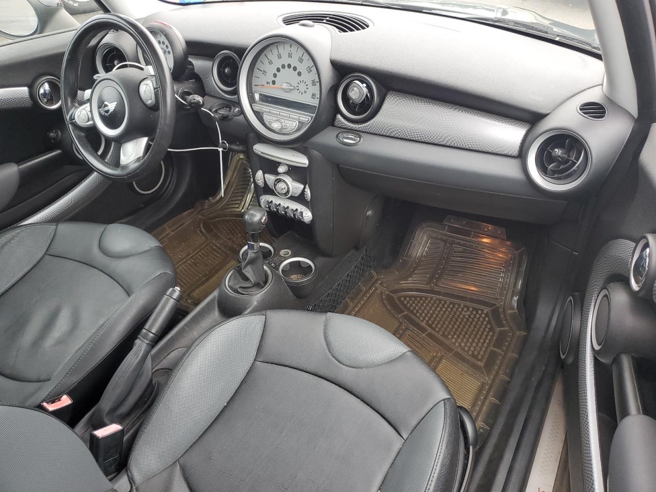 2010 Mini Cooper S VIN: WMWMF7C53ATZ72754 Lot: 83887425