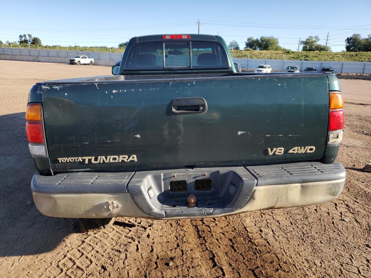 2000 Toyota Tundra Sr5 VIN: 5TBKT4412YS057926 Lot: 80147765