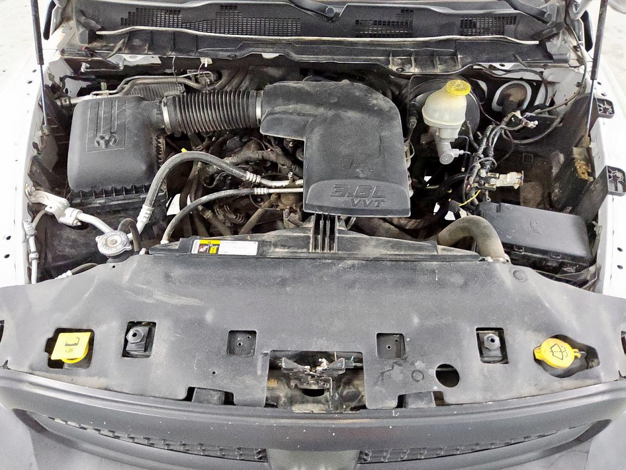 2017 Ram 1500 St VIN: 3C6JR6DG8HG768716 Lot: 80923085