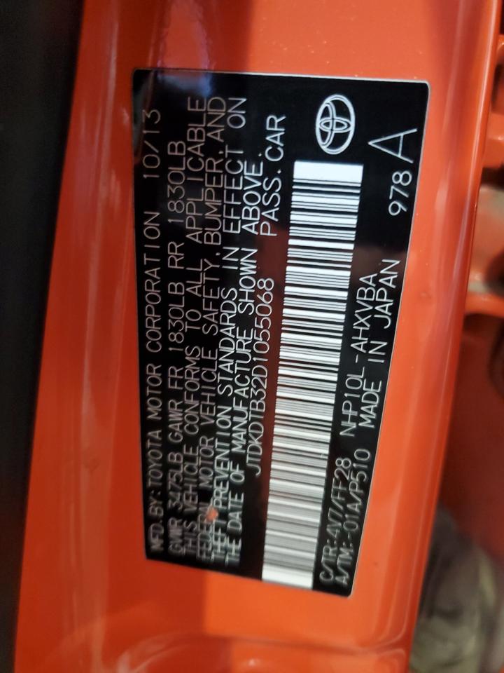 2013 Toyota Prius C VIN: JTDKDTB32D1055068 Lot: 83802535