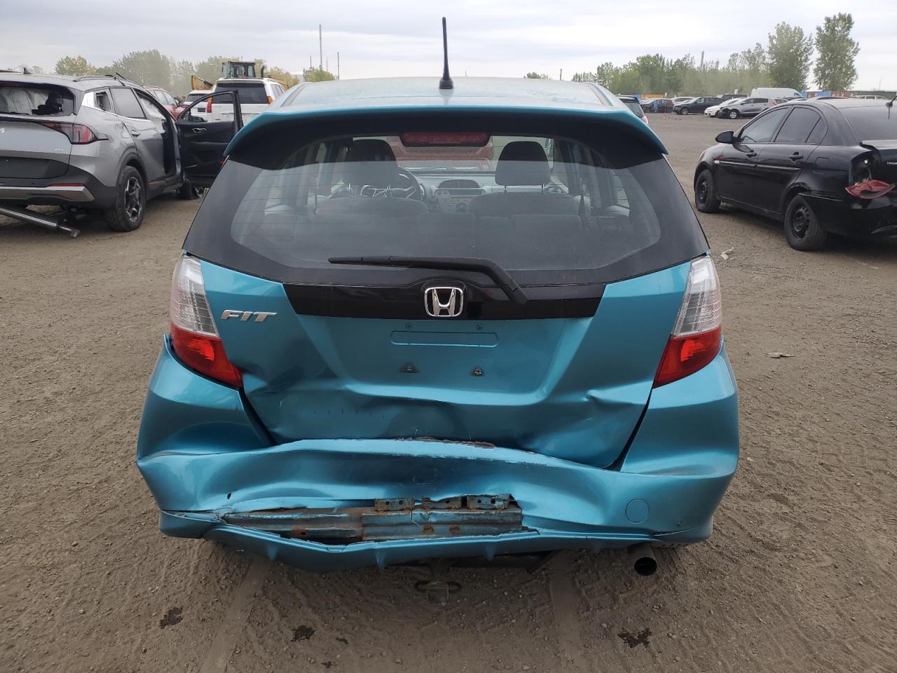 2013 Honda Fit Lx VIN: LUCGE8H57D3006215 Lot: 80910995