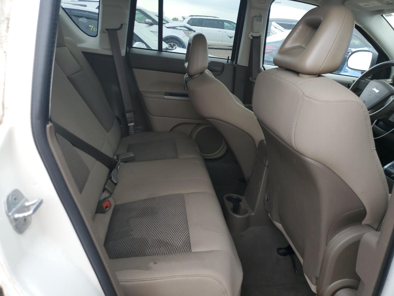 2007 Jeep Compass VIN: 1J8FF47W67D264992 Lot: 70579255