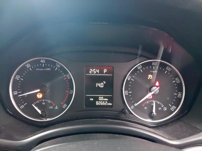 2010 SKODA OCTAVIA ELEGANCE