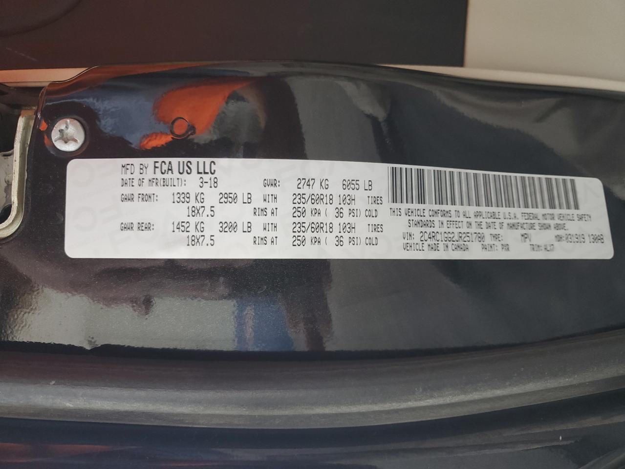 2018 Chrysler Pacifica Limited VIN: 2C4RC1GG2JR251780 Lot: 82143715