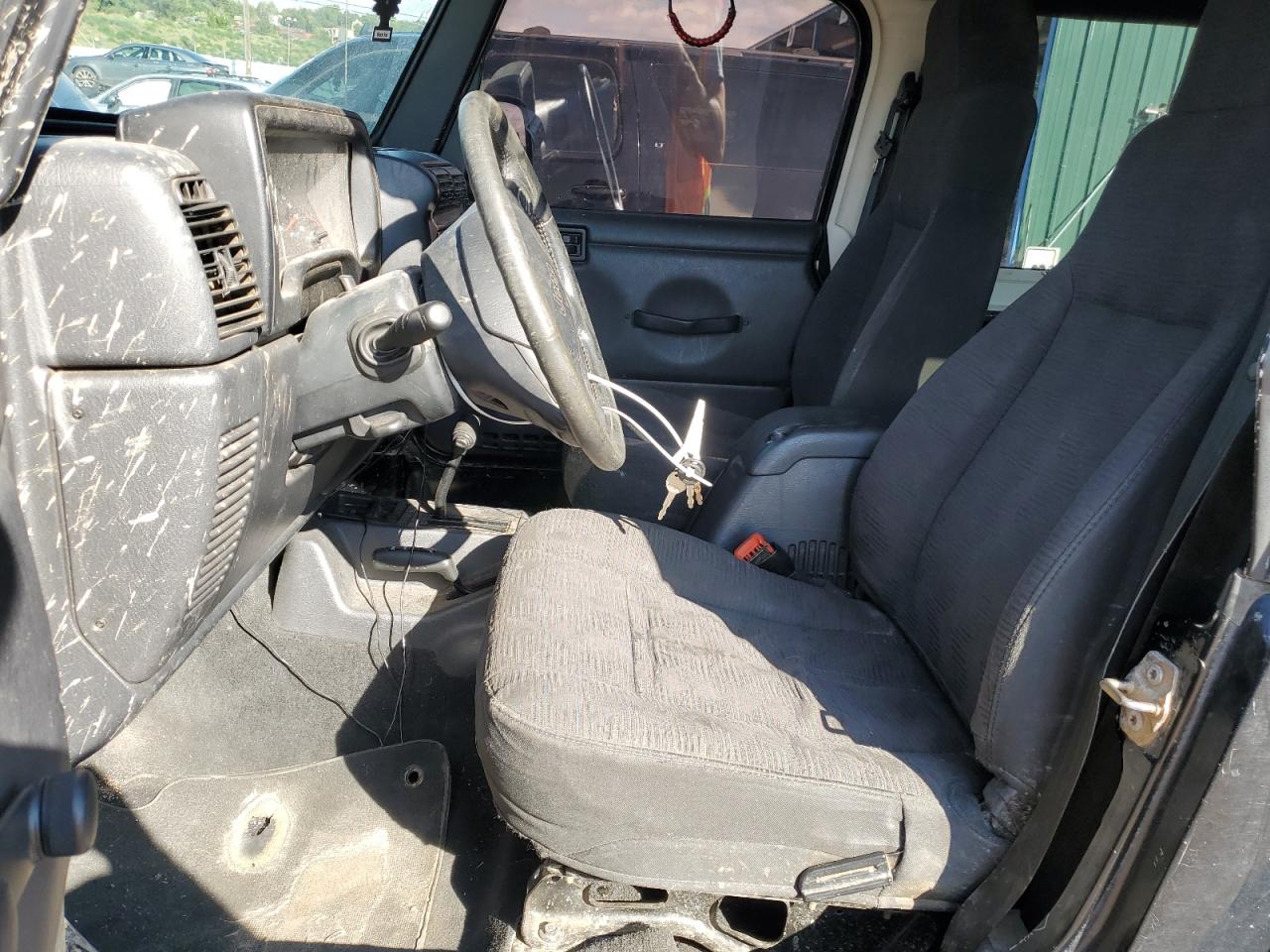 2004 Jeep Wrangler / Tj Rubicon VIN: 1J4FA69S74P737413 Lot: 83940895