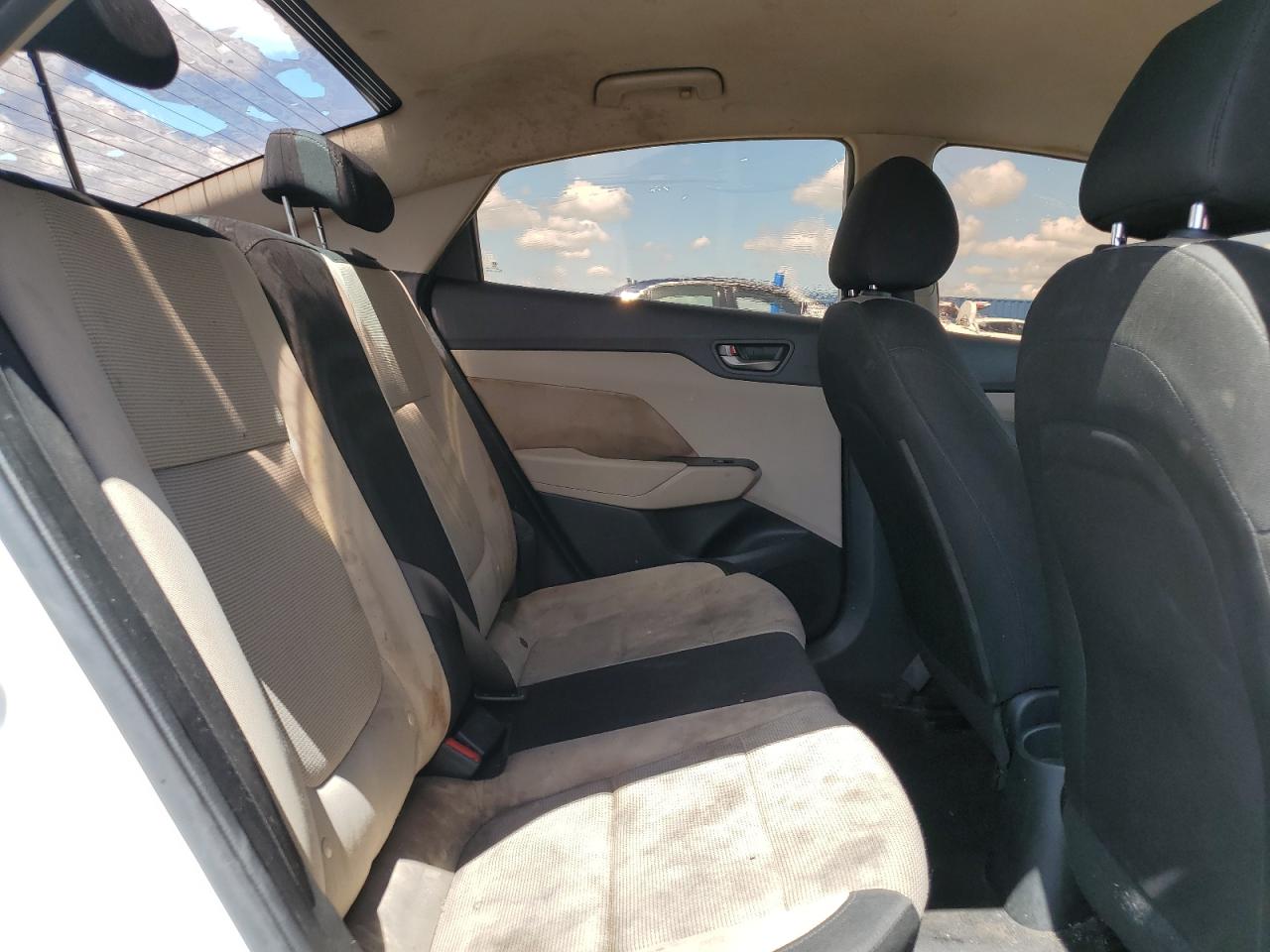 2019 Hyundai Accent VIN: 3KPC24A33KE051932 Lot: 81749675