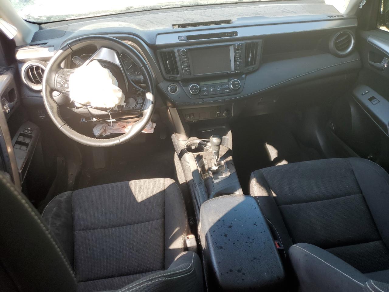 2017 Toyota Rav4 Xle VIN: JTMWFREV2HJ719726 Lot: 80182695