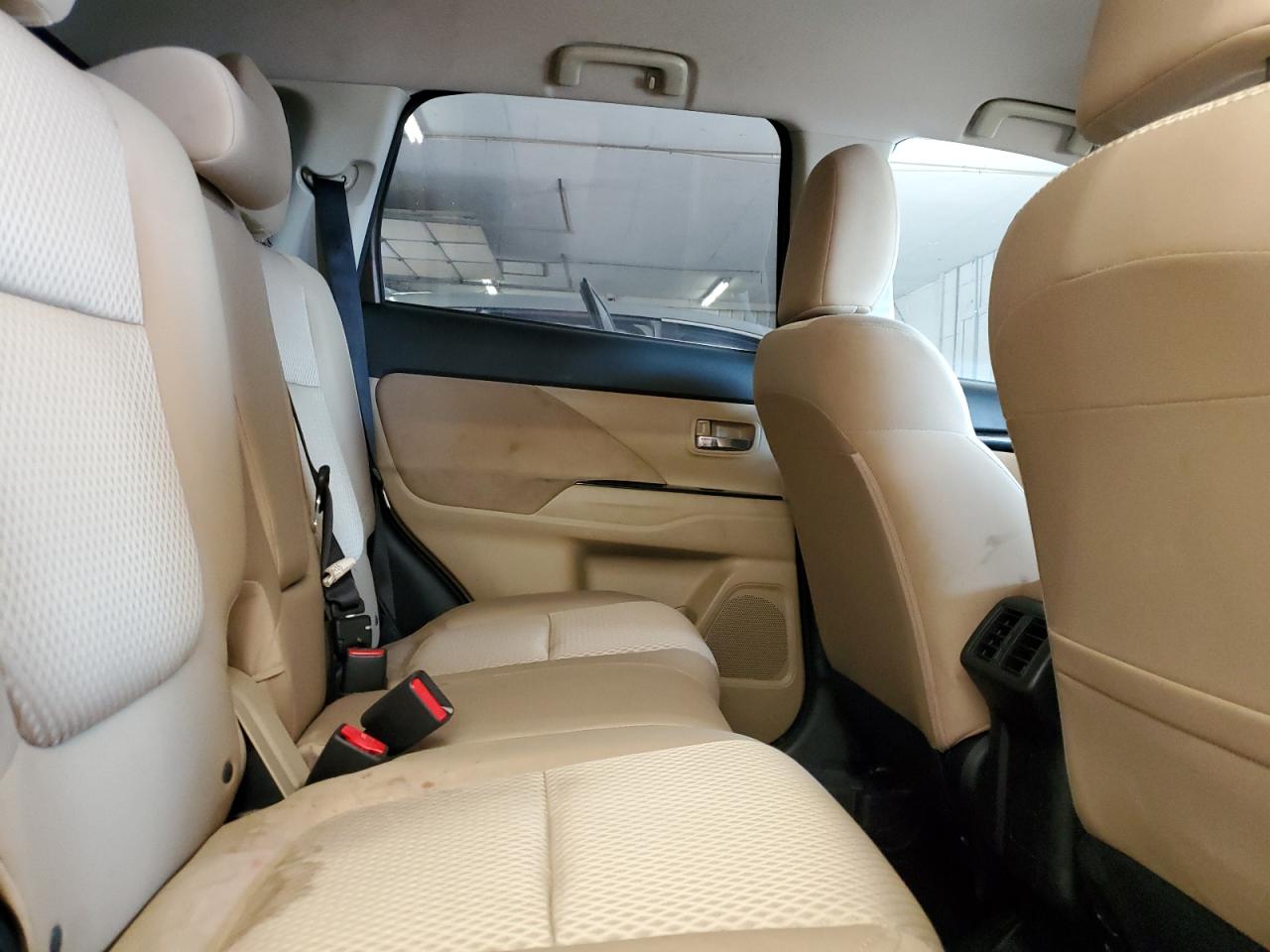 2019 Mitsubishi Outlander Es VIN: JA4AD2A32KZ022703 Lot: 71704365