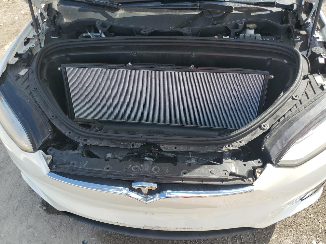 2018 Tesla Model X VIN: 5YJXCBE22JF118517 Lot: 72087925