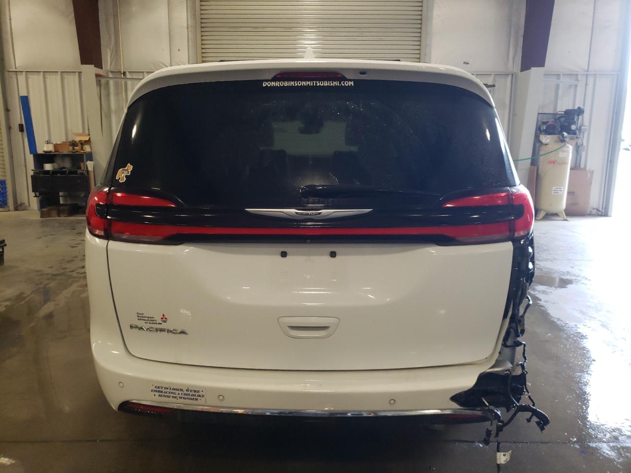 2022 Chrysler Pacifica Touring L VIN: 2C4RC1BG8NR117952 Lot: 80090125