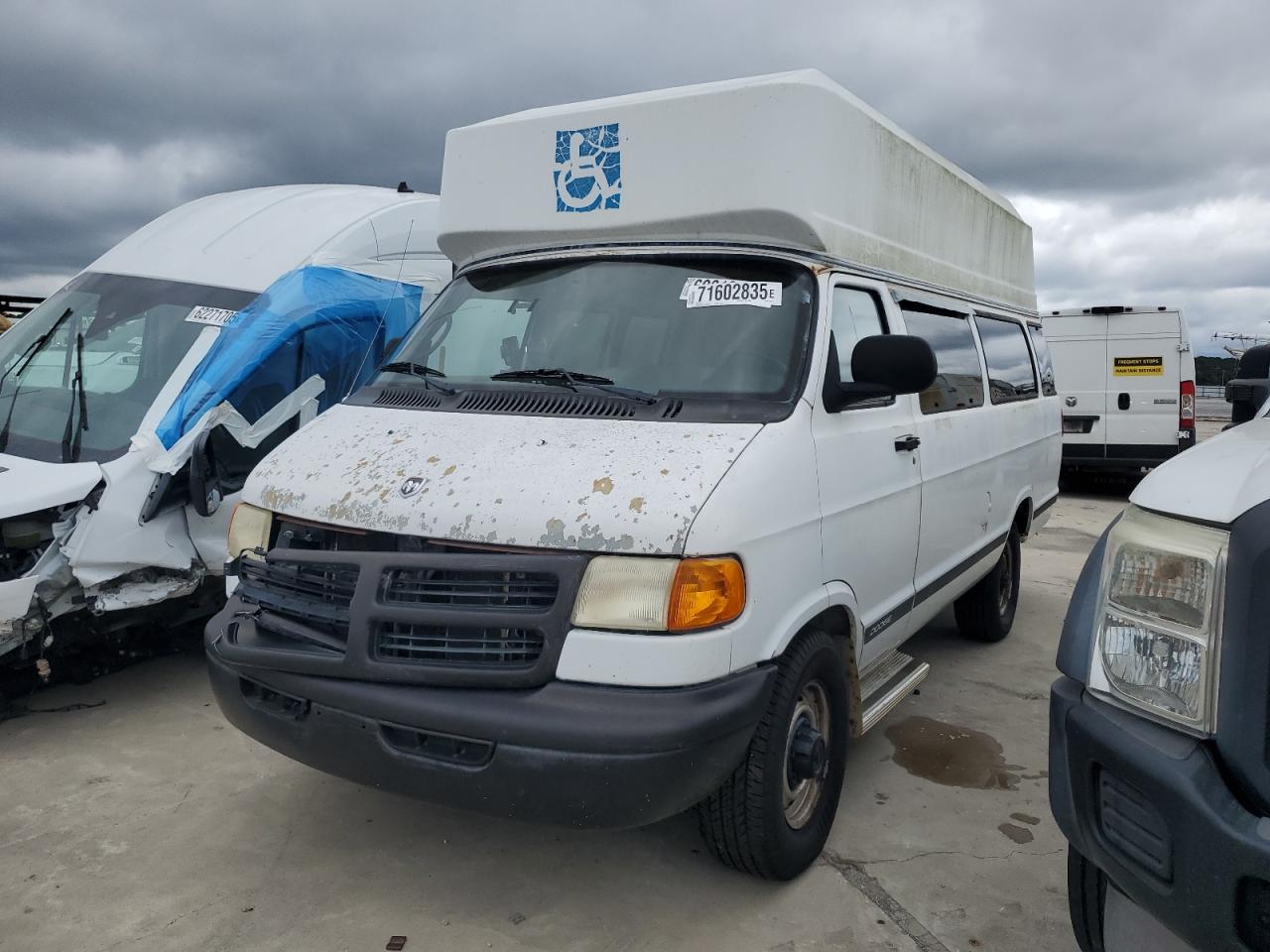 2002 Dodge Ram Van B3500