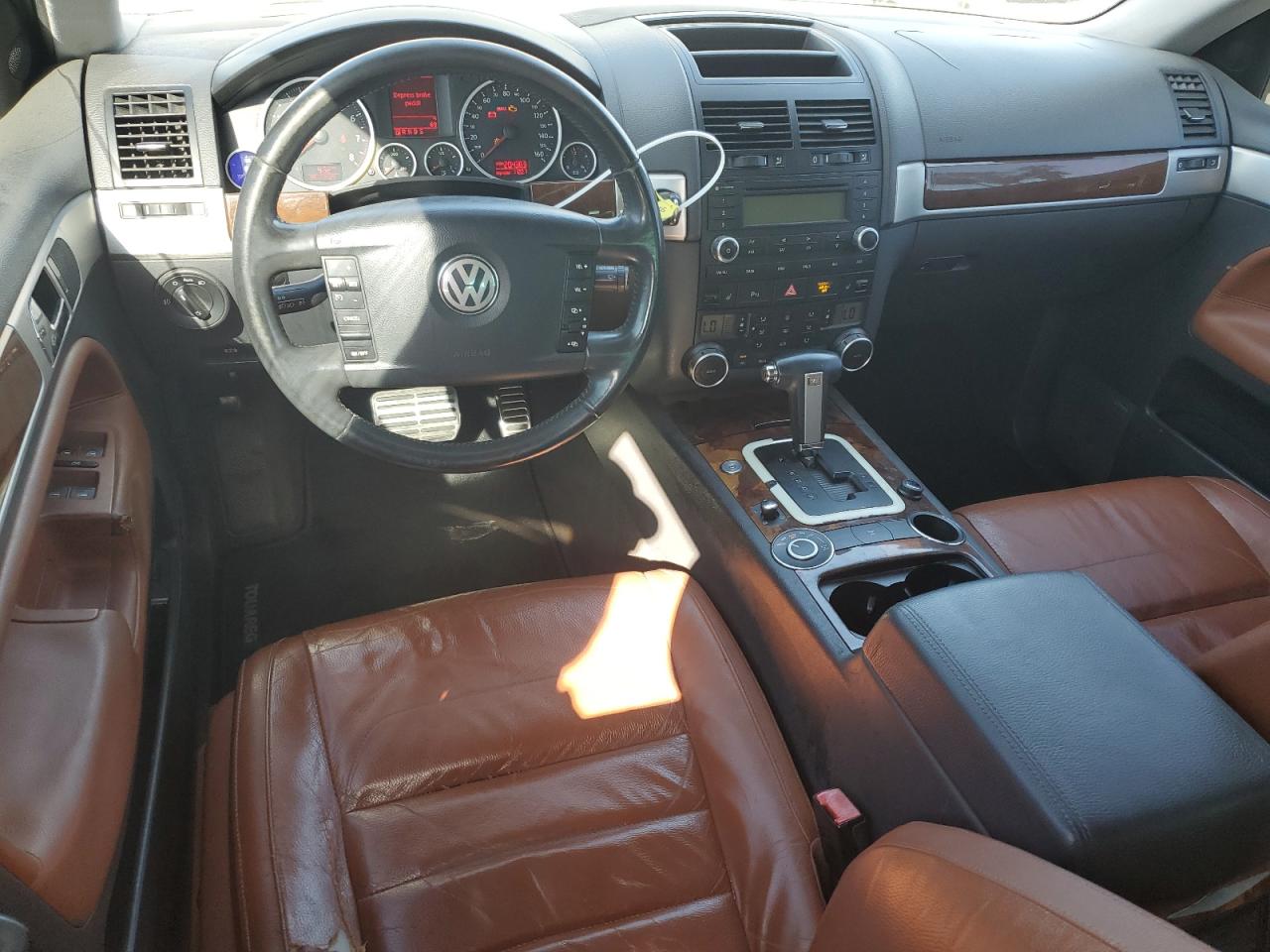 2008 Volkswagen Touareg 2 V8 VIN: WVGCB77L18D039714 Lot: 71904005