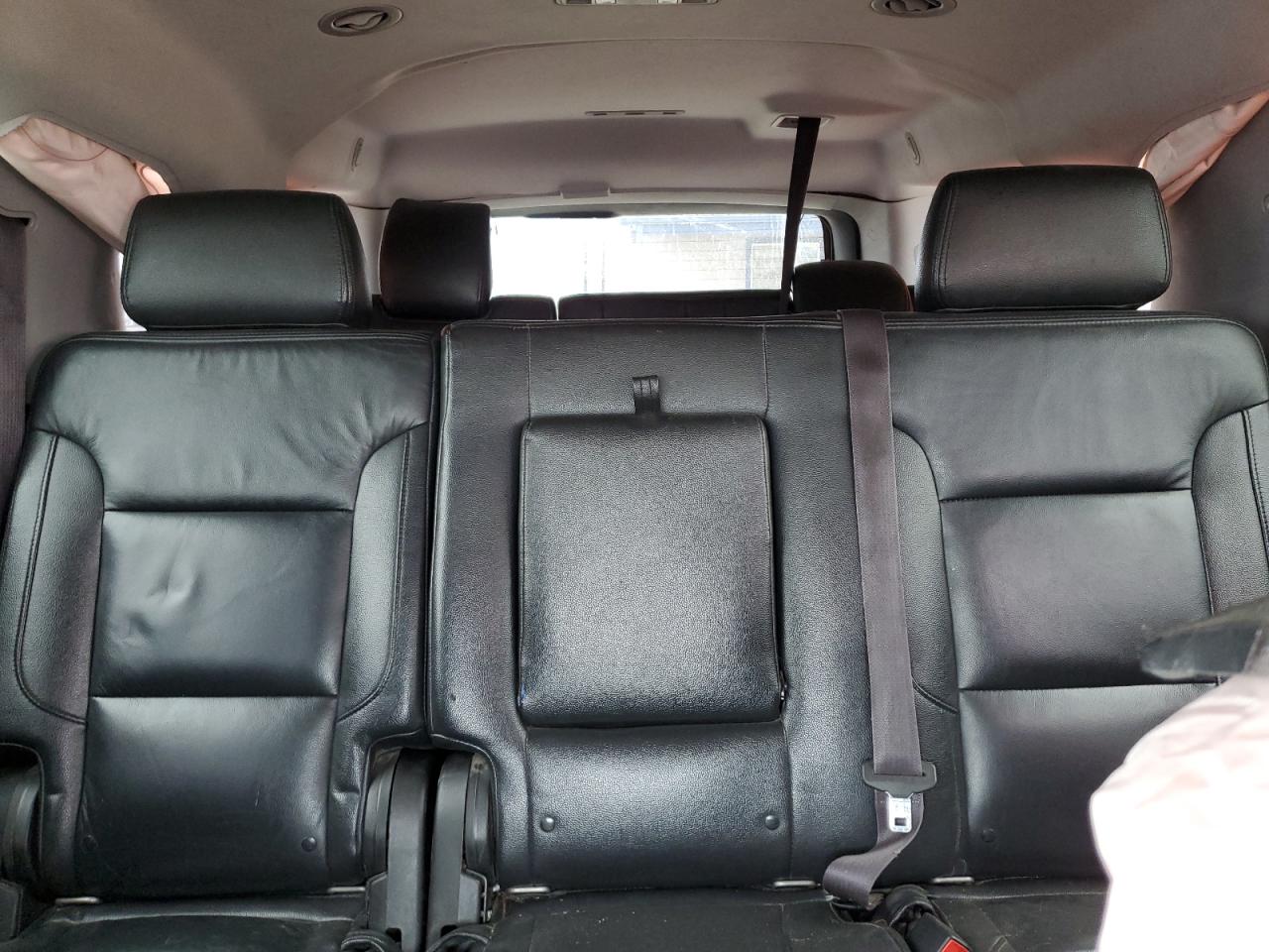 2015 GMC Yukon Xl K1500 Sle VIN: 1GKS2GKC3FR176990 Lot: 72058455