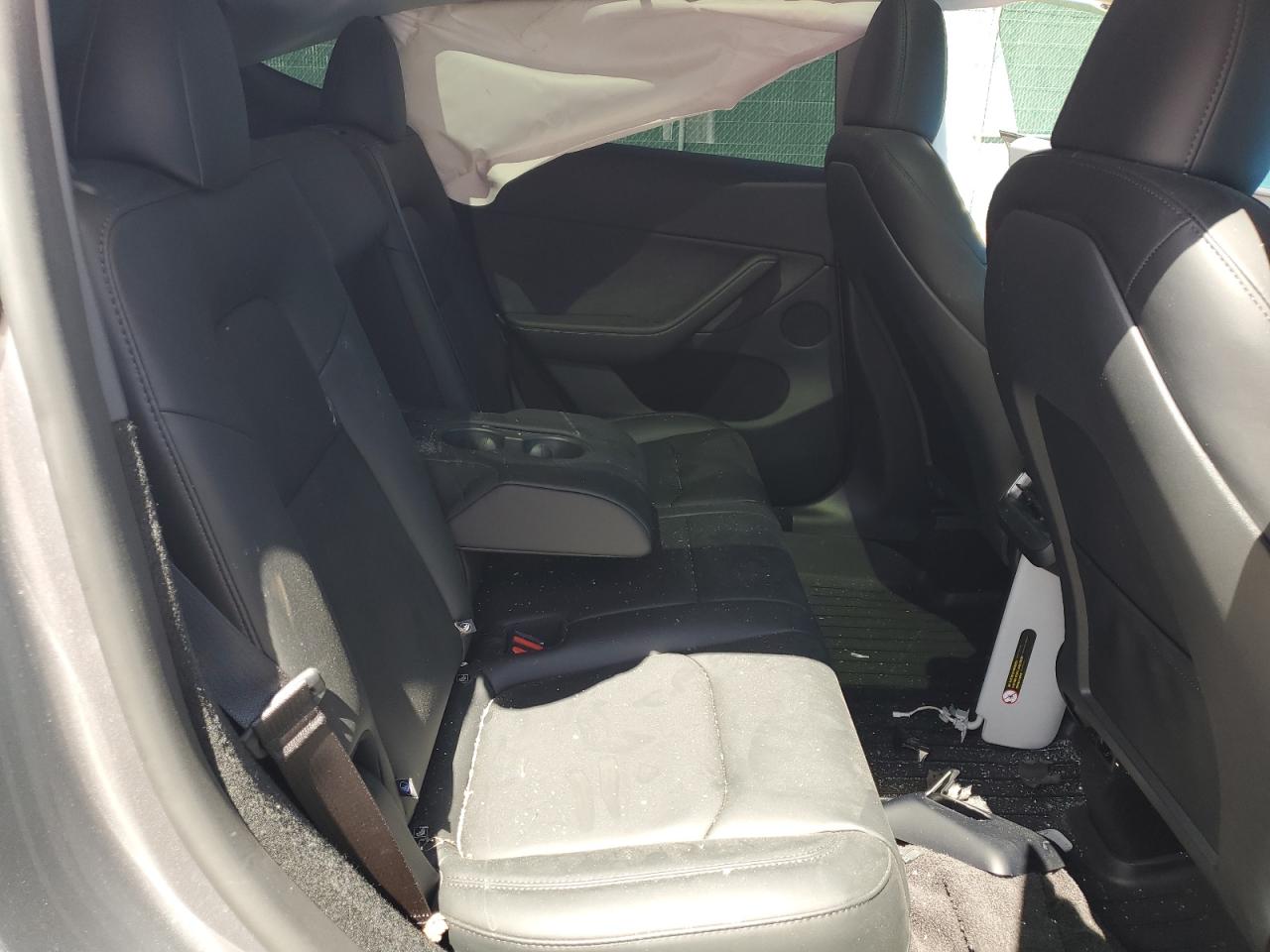 2025 Tesla Model Y VIN: 7SAYGDEE7SA348733 Lot: 70405155