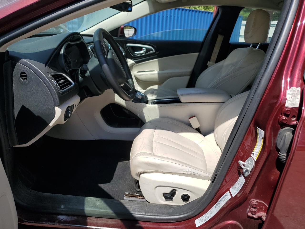 2015 Chrysler 200 C VIN: 1C3CCCCB8FN575370 Lot: 81129985