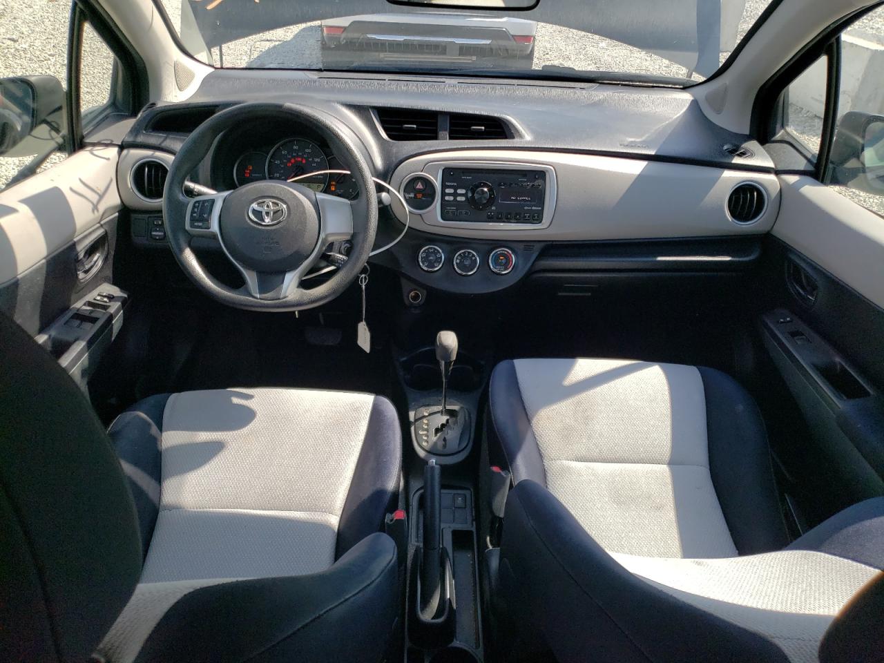 2012 Toyota Yaris VIN: JTDKTUD31CD504338 Lot: 80563395