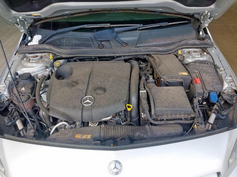 2013 MERCEDES-BENZ A200 BLUEEFFICIENCY SPORT 