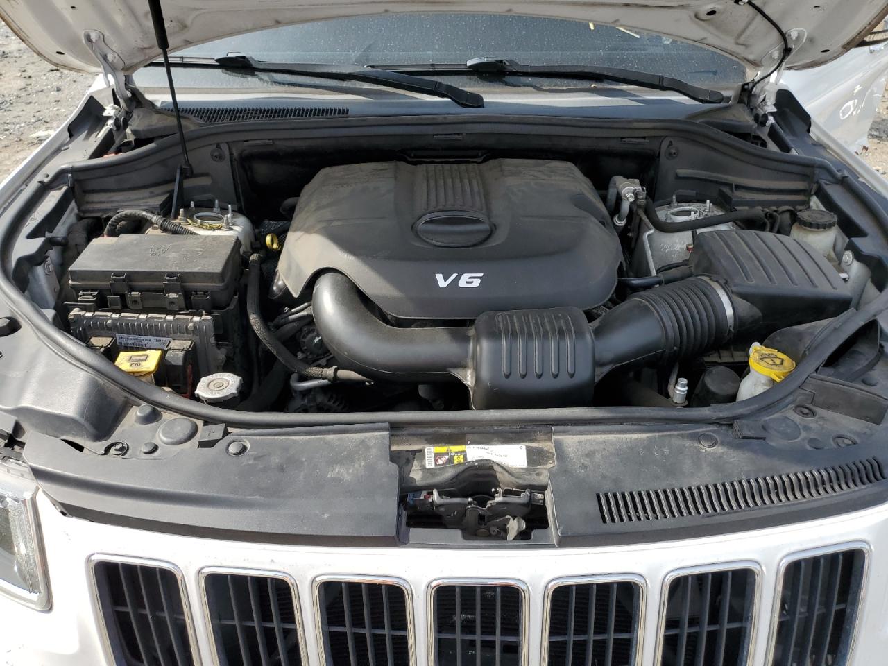 2015 Jeep Grand Cherokee Limited VIN: 1C4RJFBG1FC242823 Lot: 71626475