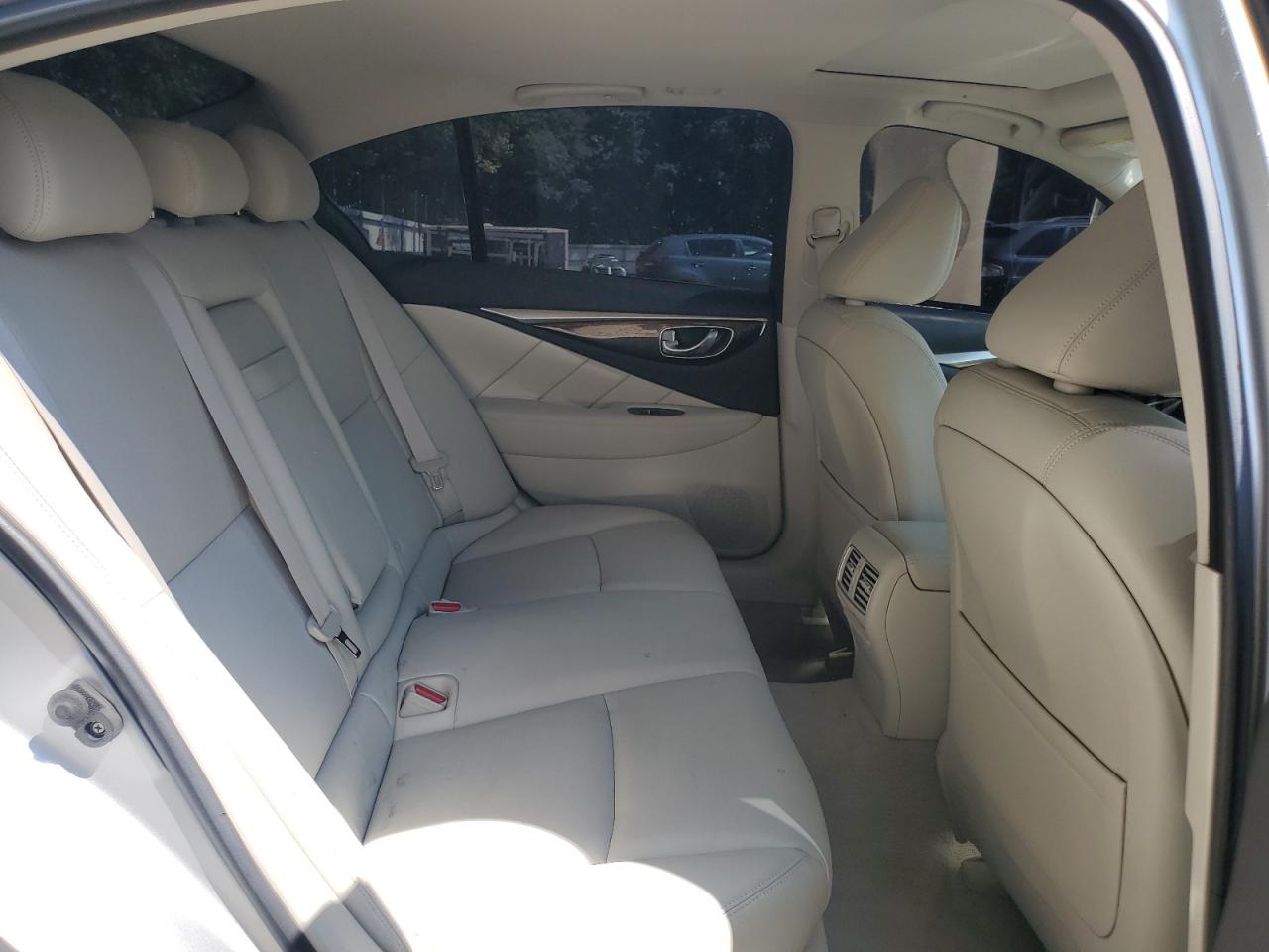 2018 Infiniti Q50 Luxe VIN: JN1EV7AP0JM353900 Lot: 80187985