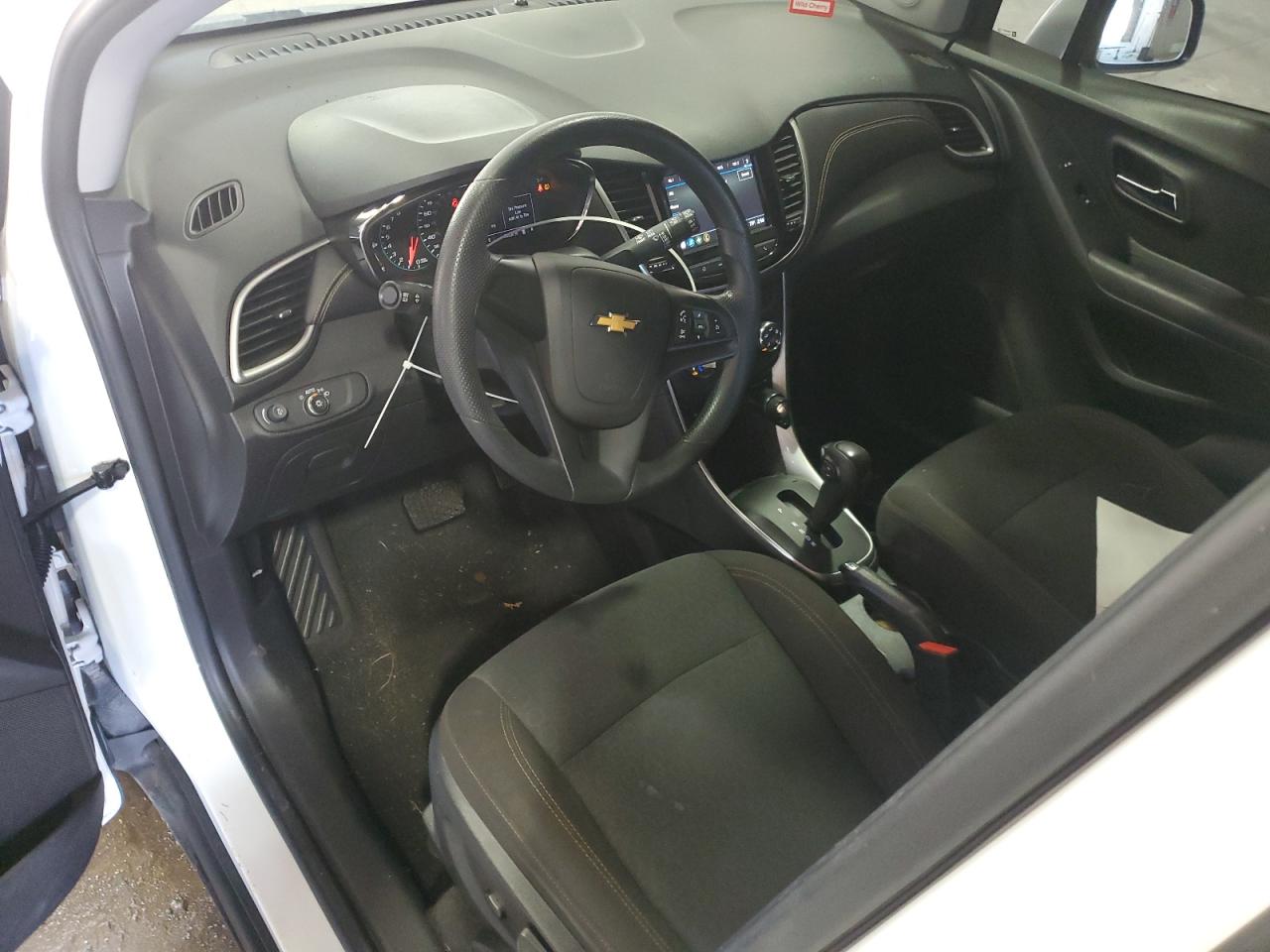 2018 Chevrolet Trax Ls VIN: KL7CJNSB5JB709502 Lot: 71000505