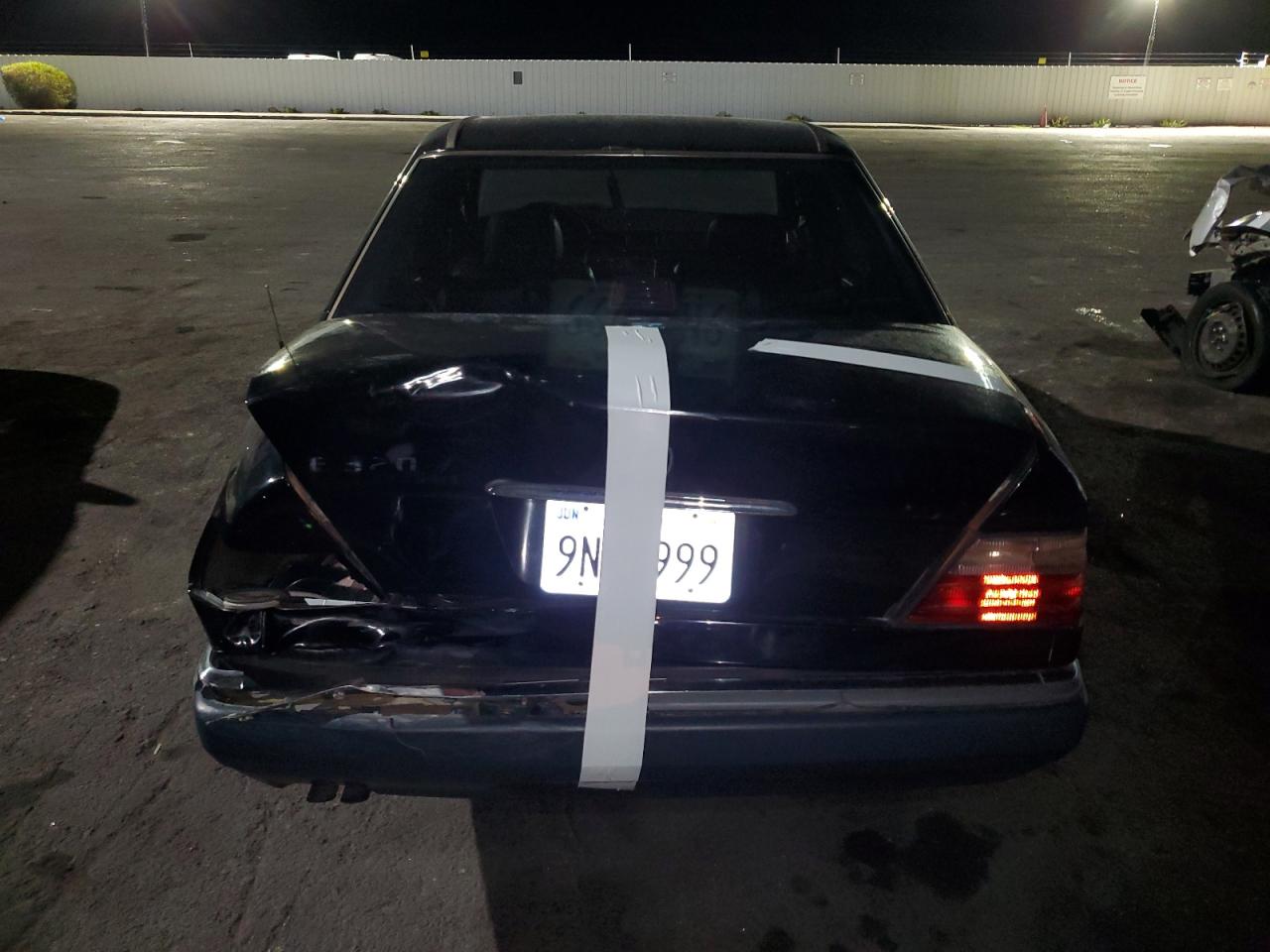 1994 Mercedes Benz E 320 VIN: WDBEA32E4RC124781 Lot: 85058675