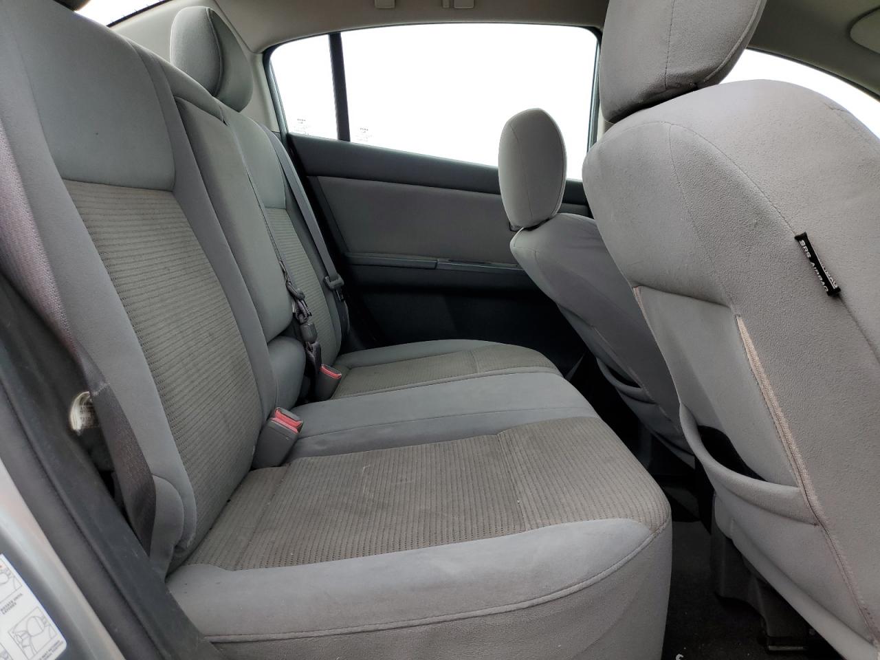 2010 Nissan Sentra 2.0 VIN: 3N1AB6AP8AL646925 Lot: 81792375