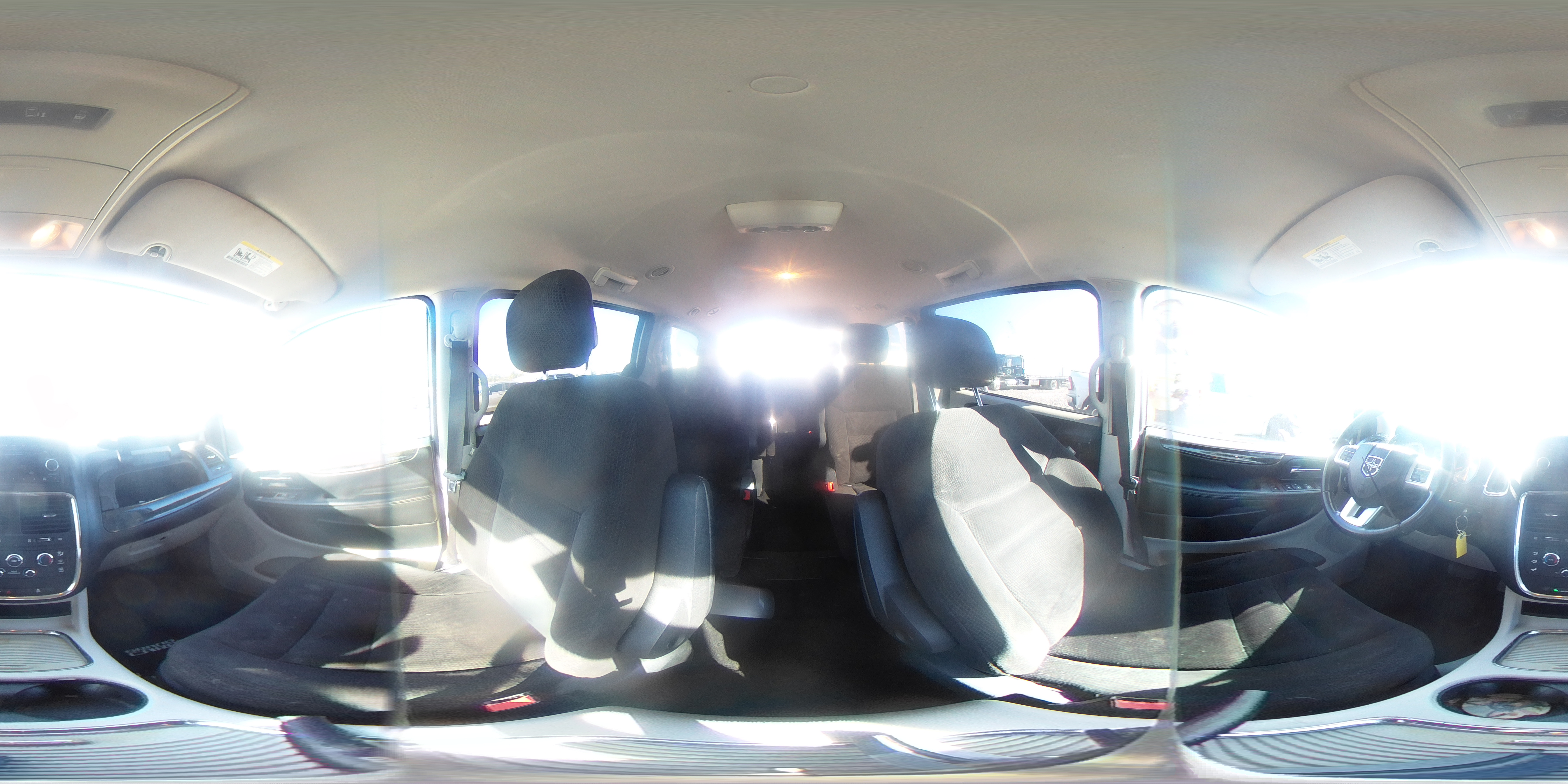 2016 Dodge Grand Caravan Sxt VIN: 2C4RDGCG5GR351399 Lot: 81737105