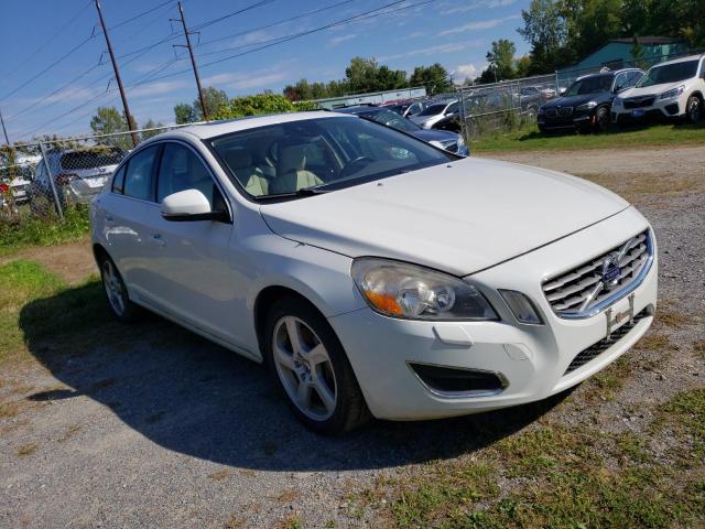 Sedans VOLVO S60 2013 White