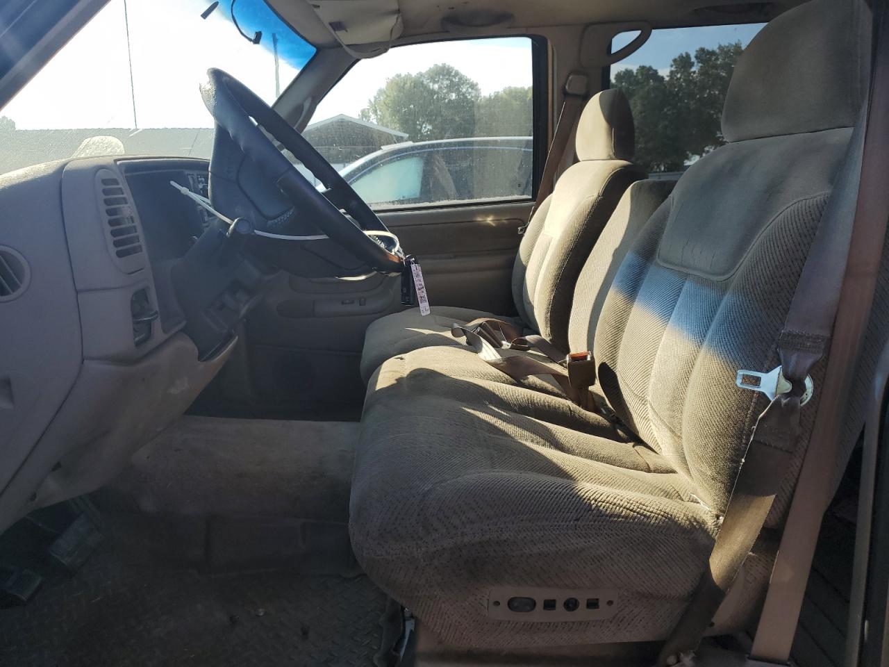 1996 GMC Suburban C1500 VIN: 3GKEC16R7TG503943 Lot: 80687605