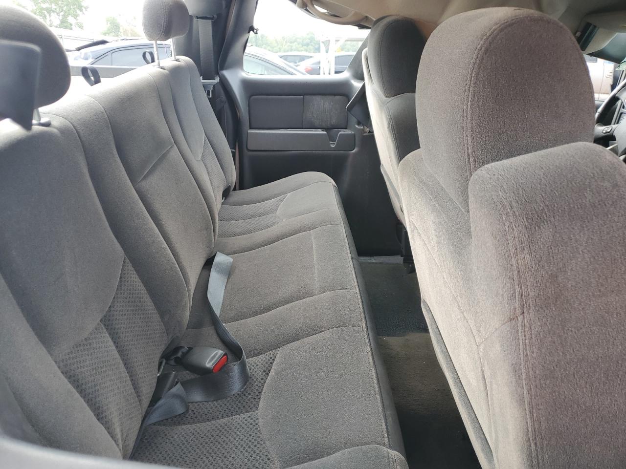 2005 Chevrolet Silverado K1500 VIN: 2GCEK19B251270661 Lot: 81614315