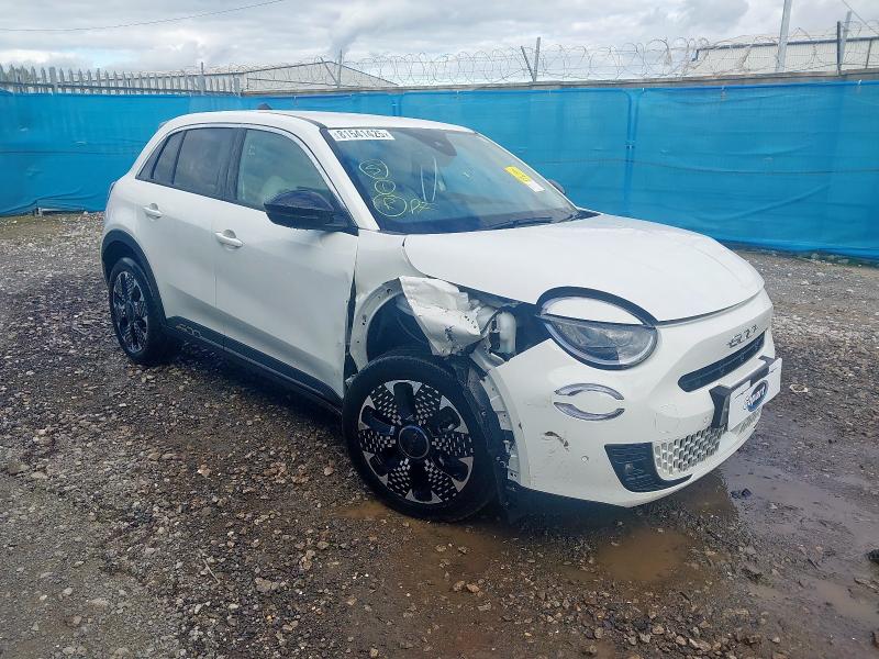 2025 FIAT 600 LA PRIMA MHEV AUTO 1.2 HYBRID 48V 136 LA PRIMA 5DR E