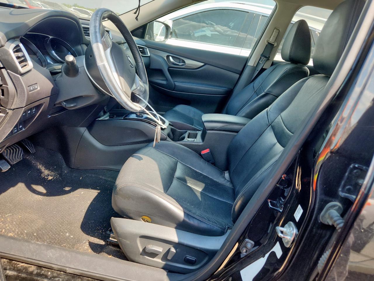2015 Nissan Rogue S VIN: 5N1AT2MV3FC799773 Lot: 81287825