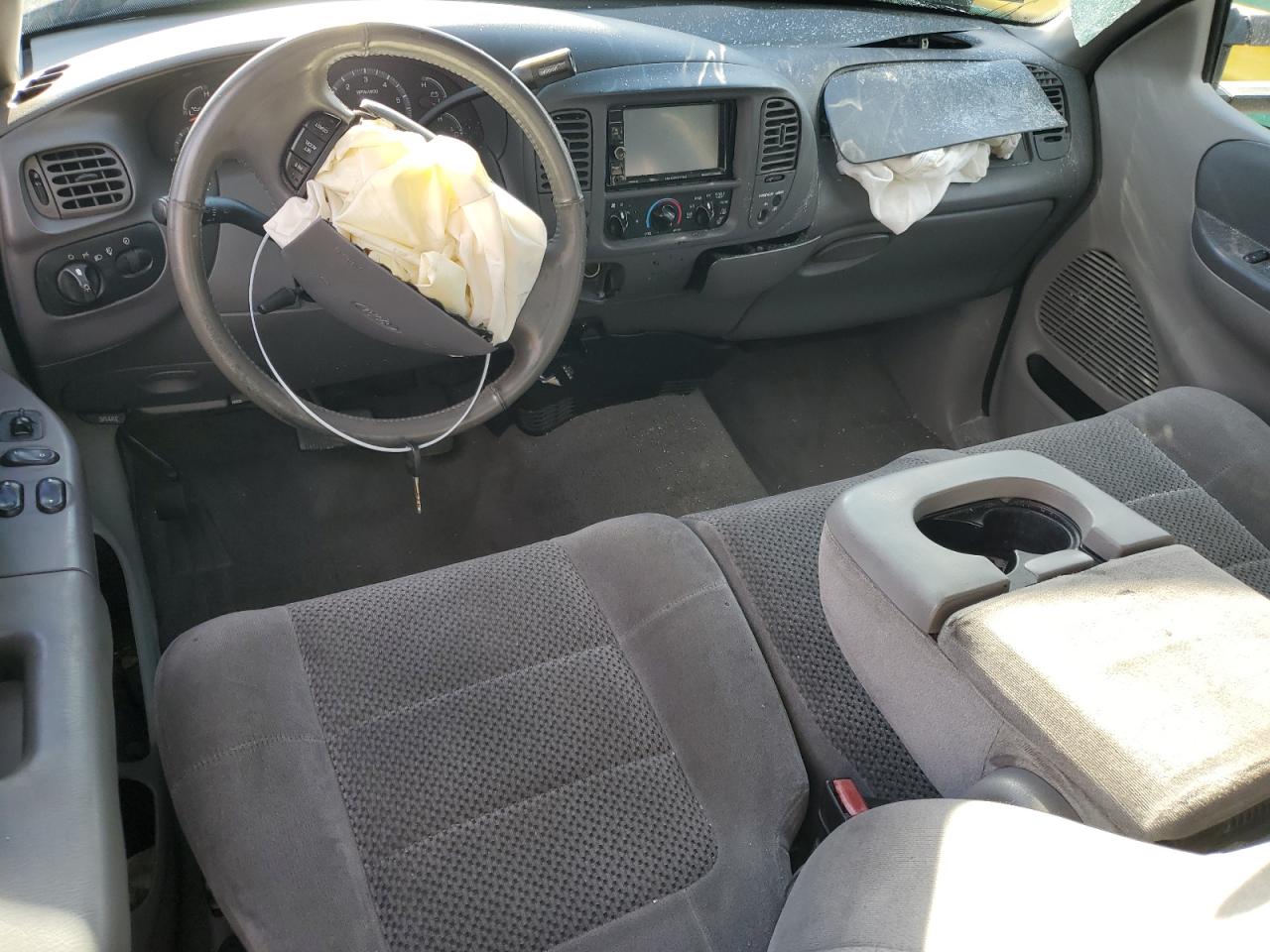 2002 Ford F150 VIN: 1FTRX18L82NA84873 Lot: 80623495