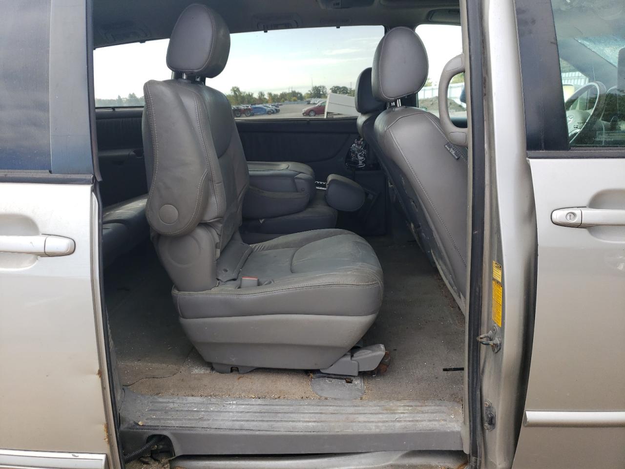 2005 Toyota Sienna Xle VIN: 5TDBA22C25S036141 Lot: 72030555