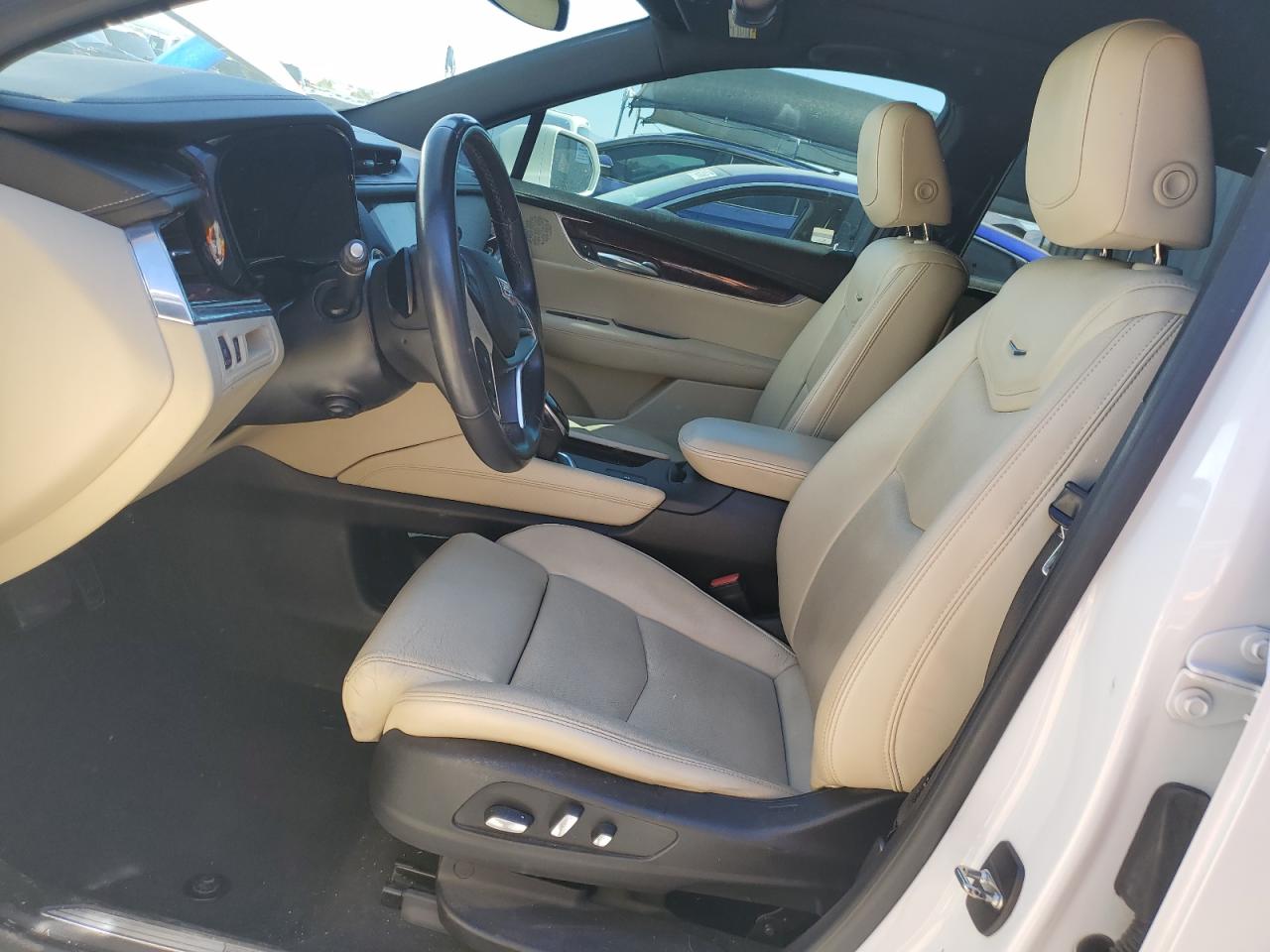 2017 Cadillac Xt5 Luxury VIN: 1GYKNBRS1HZ266963 Lot: 83989685