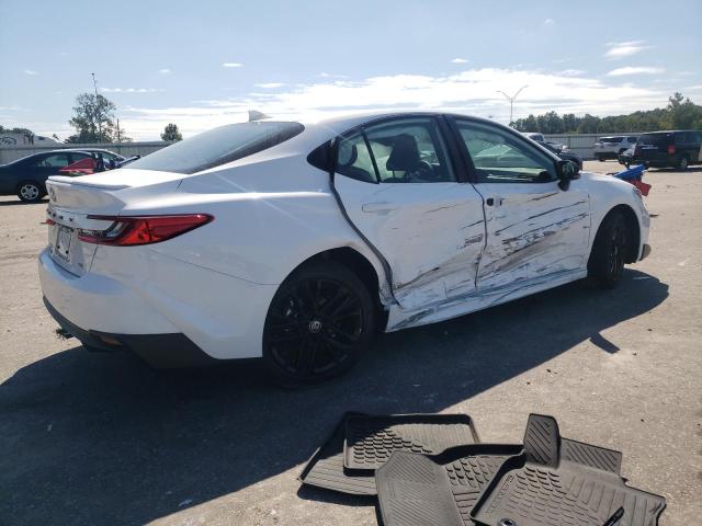  TOYOTA CAMRY 2025 Белы