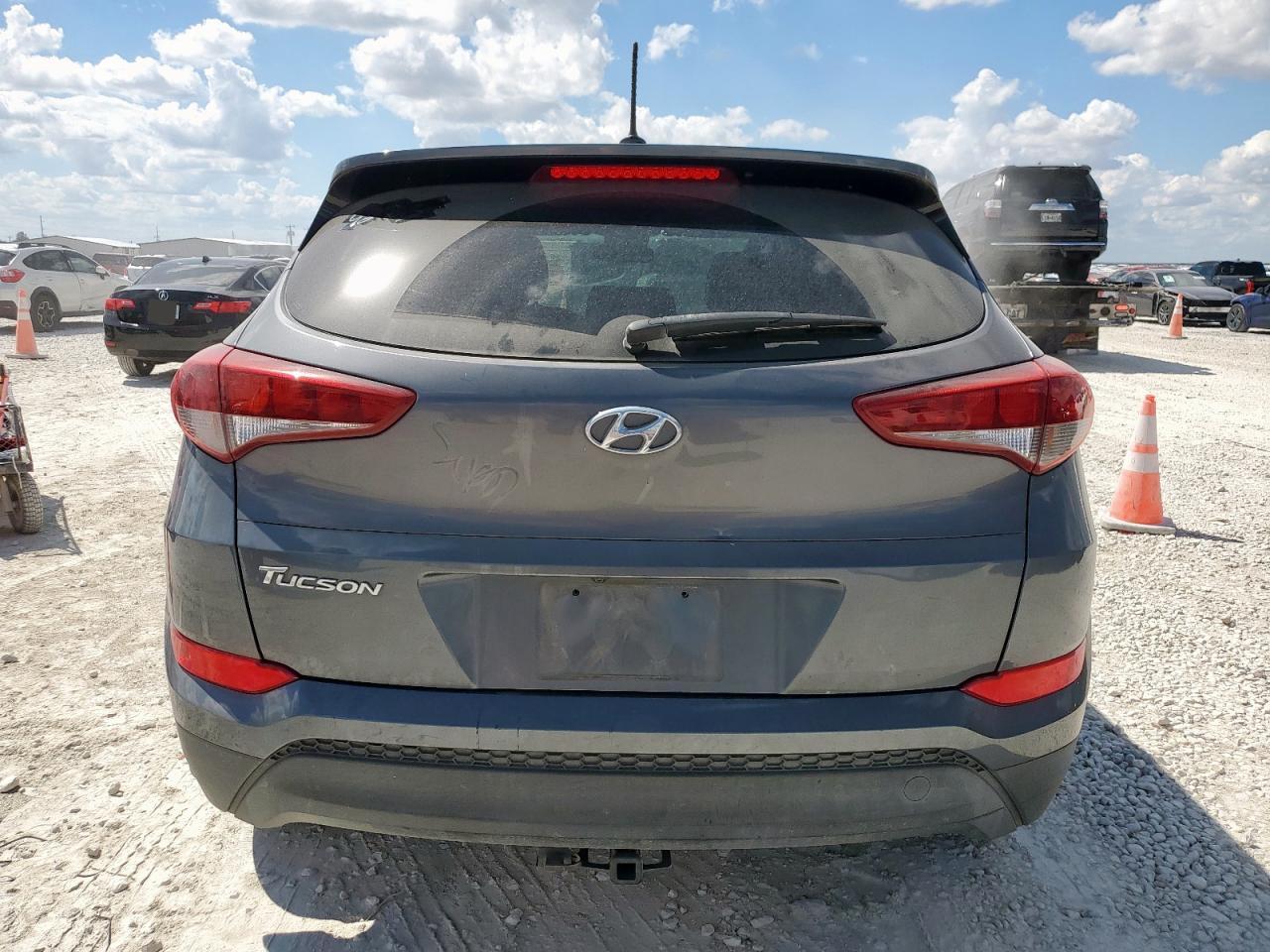 2016 Hyundai Tucson Se VIN: KM8J23A49GU124283 Lot: 84047595