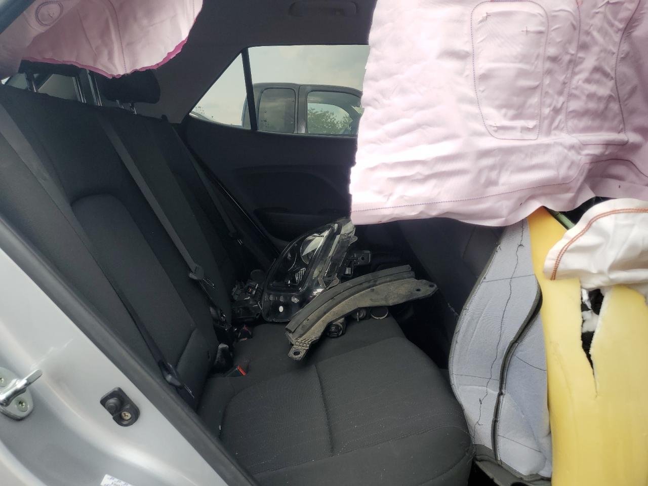 2022 Hyundai Venue Se VIN: KMHRB8A34NU198408 Lot: 71577755