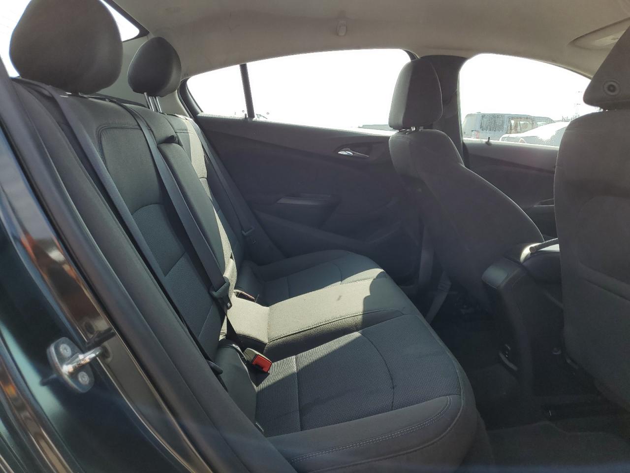 2018 Chevrolet Cruze Lt VIN: 1G1BE5SM2J7213380 Lot: 80098075