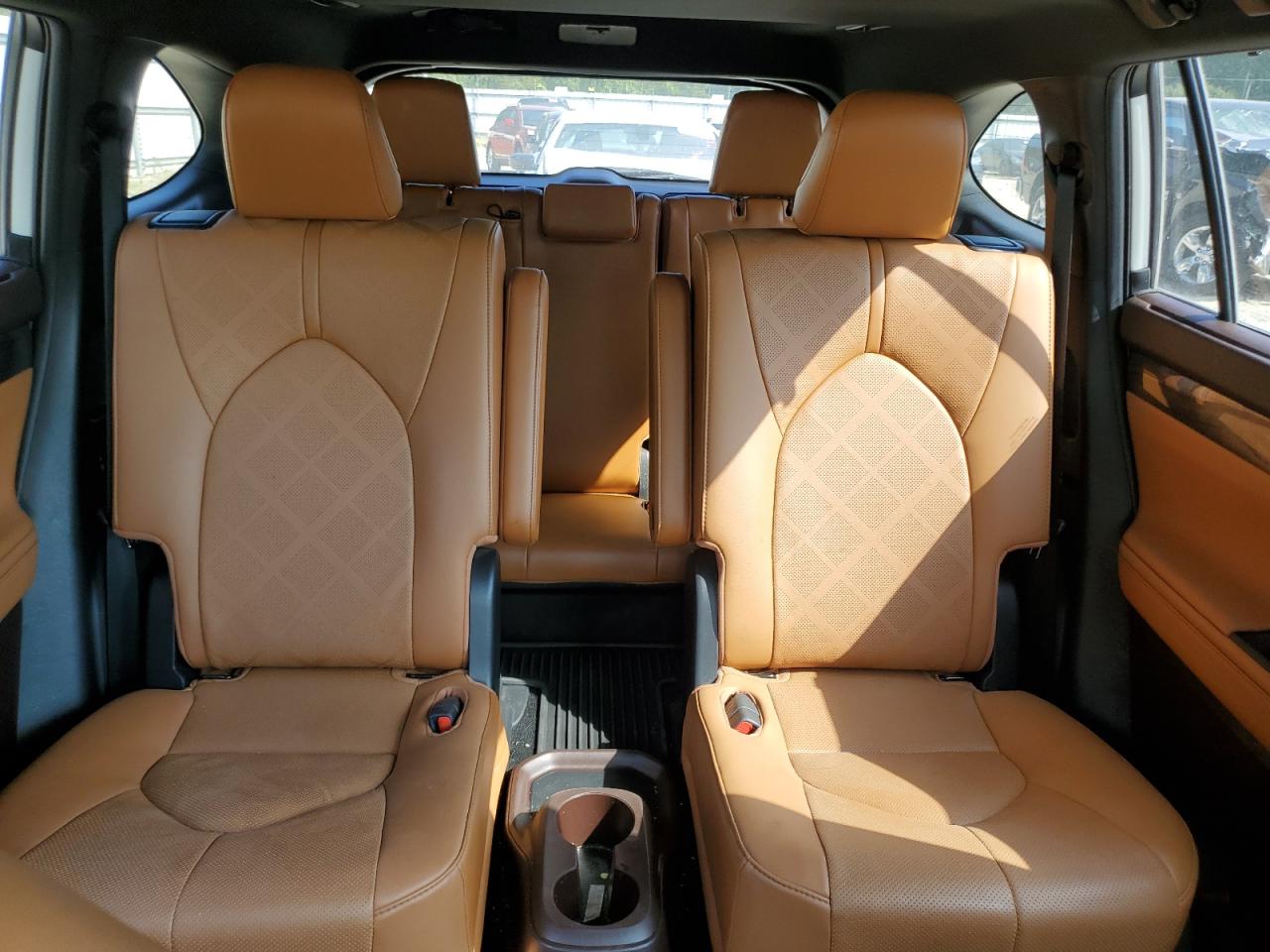 2021 Toyota Highlander Hybrid Platinum VIN: 5TDEBRCH0MS054245 Lot: 83980895