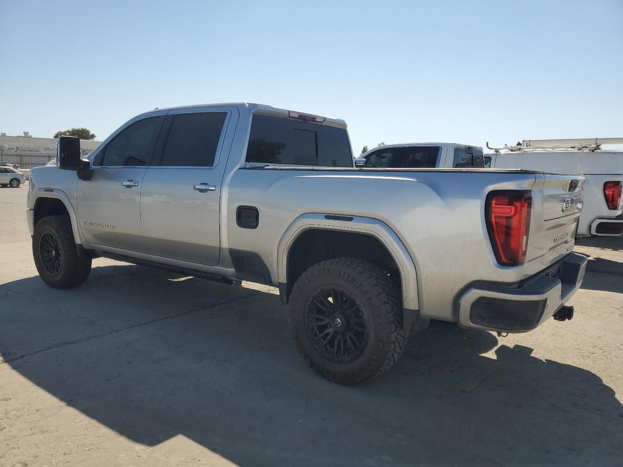 2020 GMC Sierra K2500 Denali VIN: 1GT49REY1LF135418 Lot: 81677525