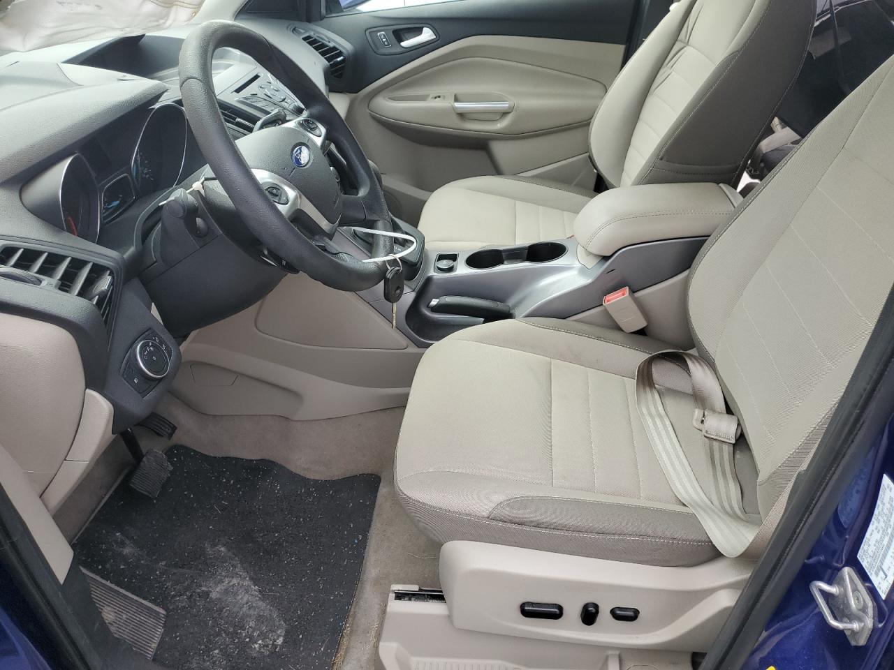 2016 Ford Escape Se VIN: 1FMCU9GX8GUC04892 Lot: 81019205