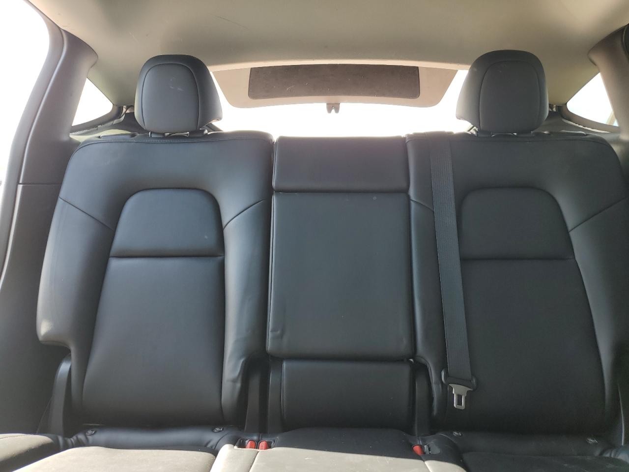 2021 Tesla Model Y VIN: 5YJYGDEE6MF218607 Lot: 71704055