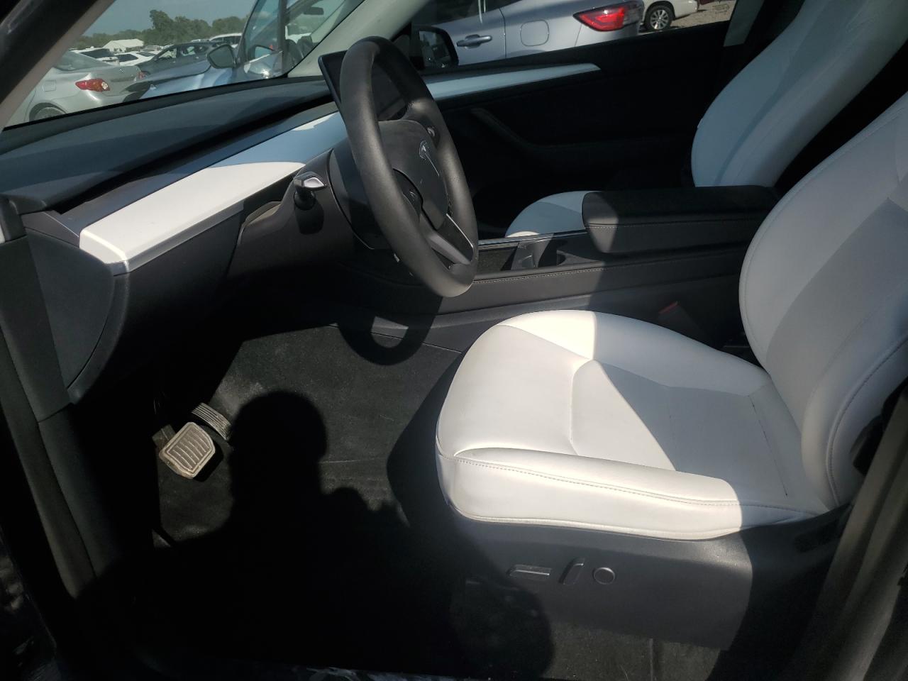 2023 Tesla Model Y VIN: 7SAYGAEE9PF961851 Lot: 71873715