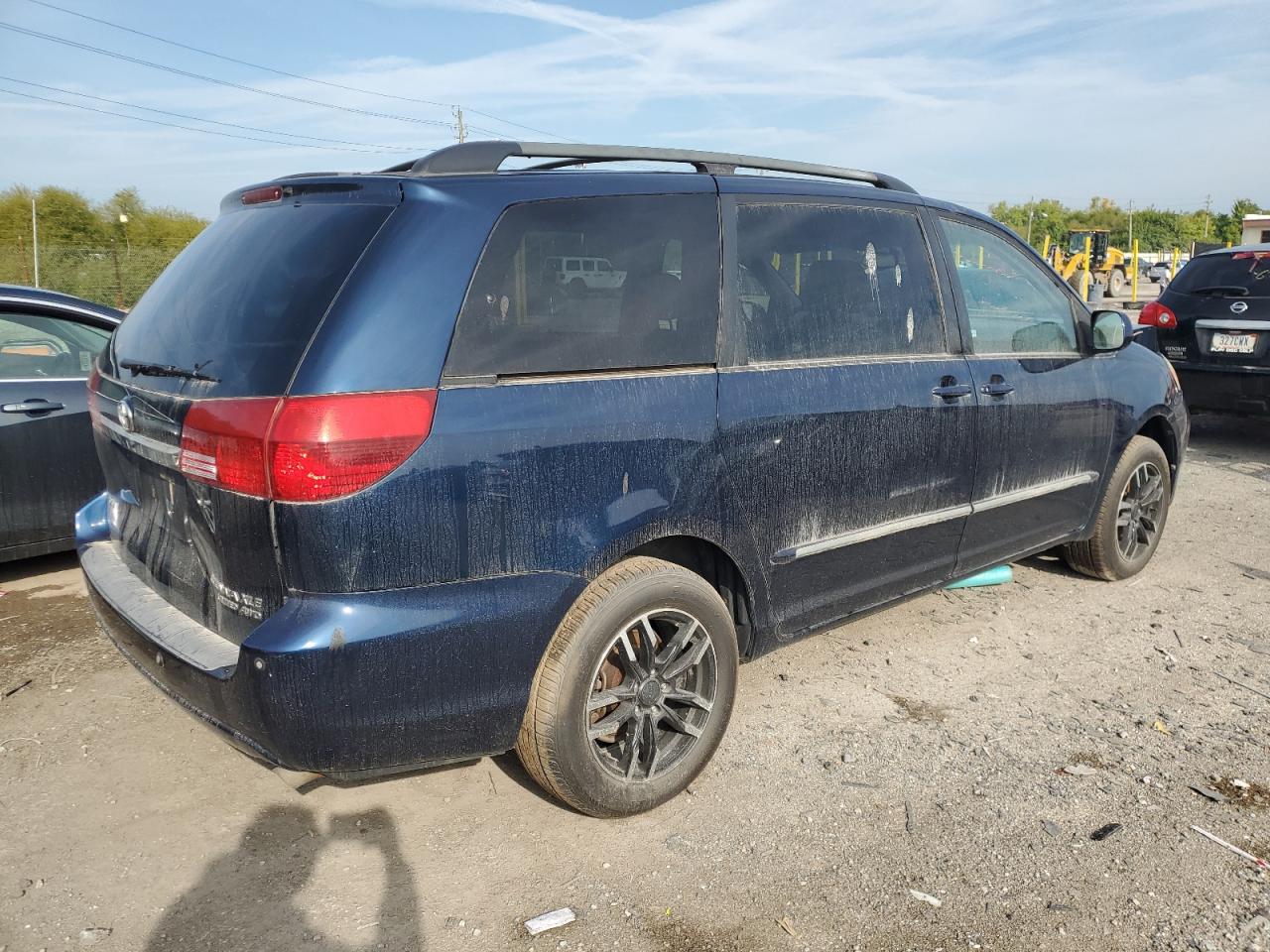 2005 Toyota Sienna Xle VIN: 5TDBA22C15S047728 Lot: 68728125