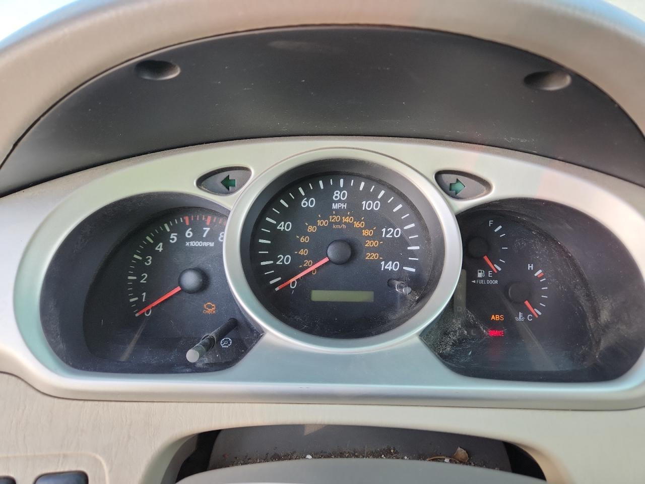 2004 Toyota Highlander Base VIN: JTEDP21A540006135 Lot: 81263725
